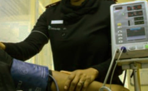 �ª�(d��)�Y�����s���S�P