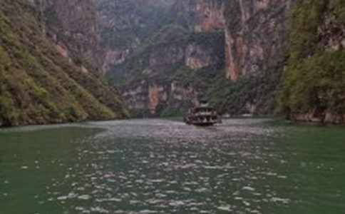 長(zhǎng)江三峽的導(dǎo)游詞(通用5篇)