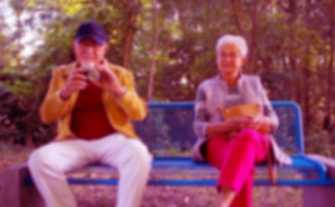 爺爺?shù)奶蹛壅f說文案